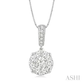 1/2 Ctw Lovebright Round Cut Diamond Pendant in 14K White Gold with Chain