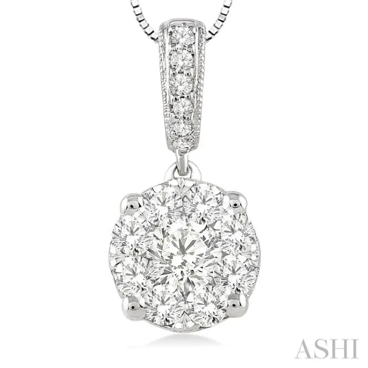 1/2 Ctw Lovebright Round Cut Diamond Pendant in 14K White Gold with Chain