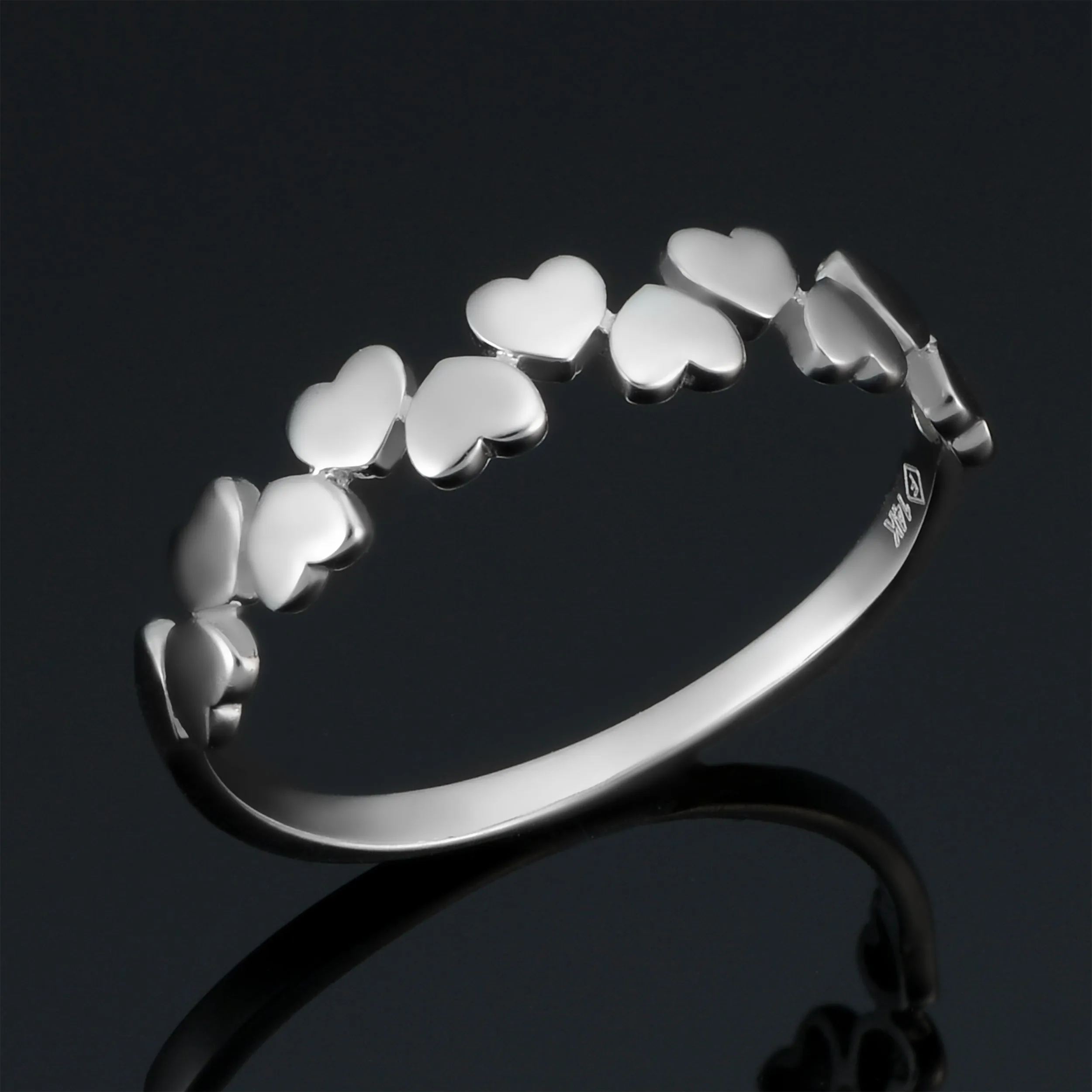 14k White Gold Hearts Ring