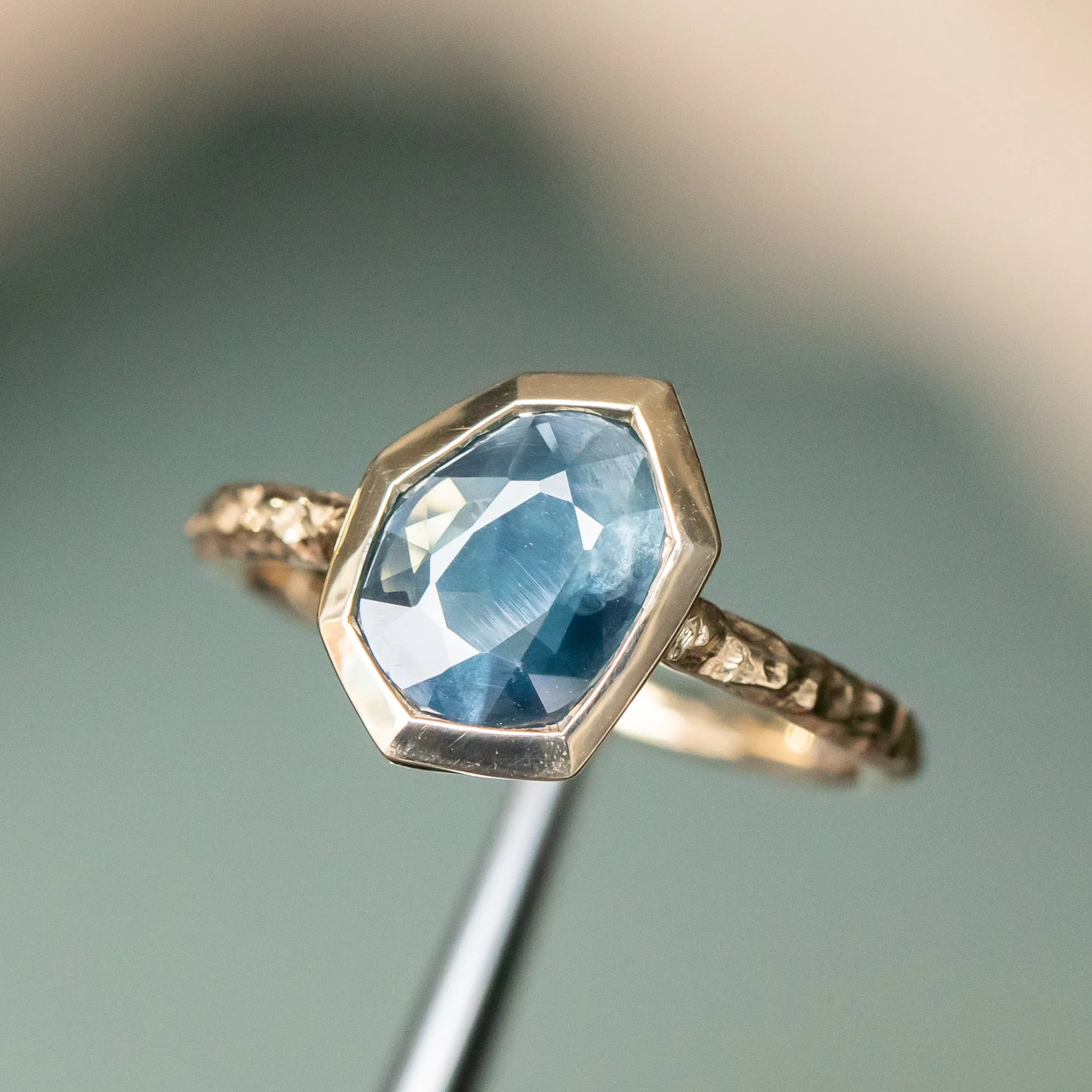 1.54ct Geo Slice Teal-Blue Sapphire Evergreen Low Profile Bezel Solitaire Ring in 14k Yellow Gold