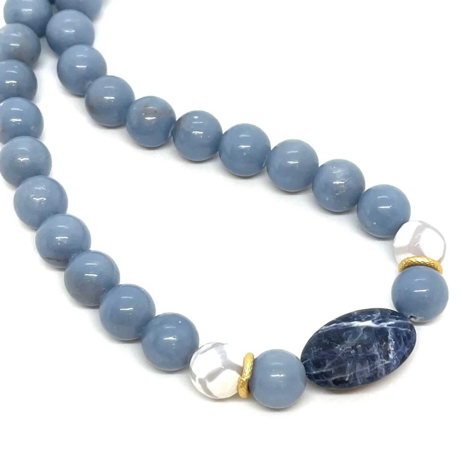 Blue Jade and White Giraffe Beaded Necklace with Sodalite Center Stone