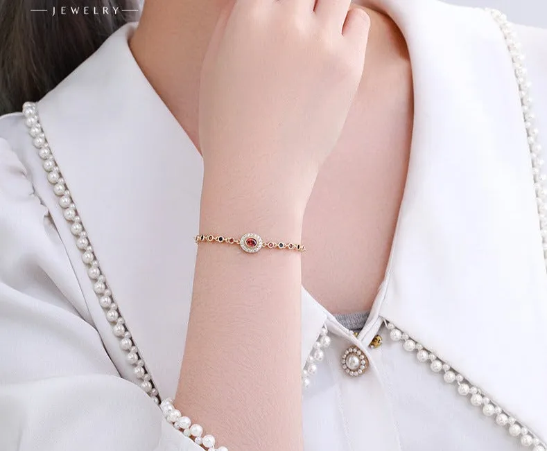 Colorful Series Fashionable French Retro Oval Bracelet Women's Light Luxury Elegant Bracelet as a Gift for Girlfriend