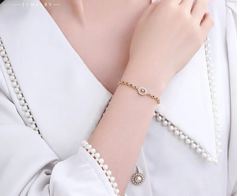 Colorful Series Fashionable French Retro Oval Bracelet Women's Light Luxury Elegant Bracelet as a Gift for Girlfriend