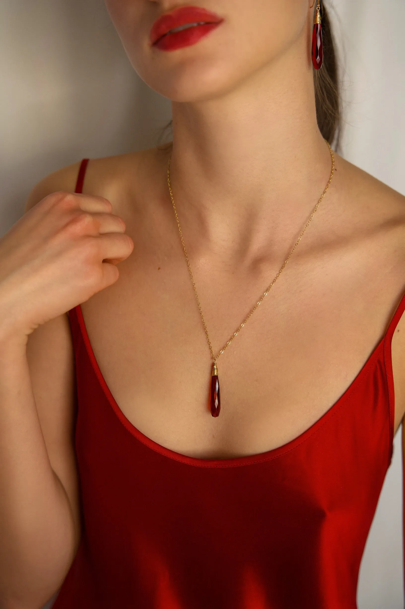 Daria Red Necklace