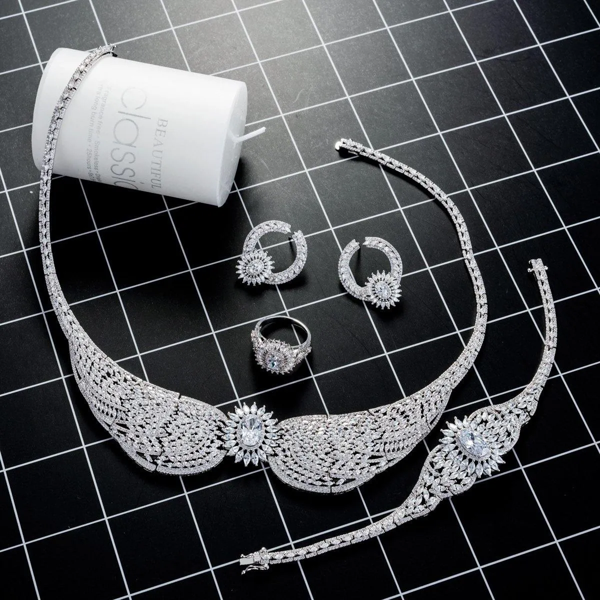 Elegant Design Platinum Plated 4 pcs Zirconia Neckace Jewellery Set