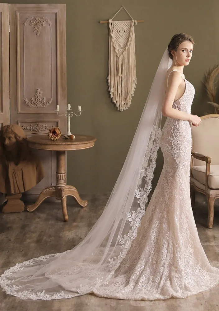 Elizabeth | Lace Long Veil