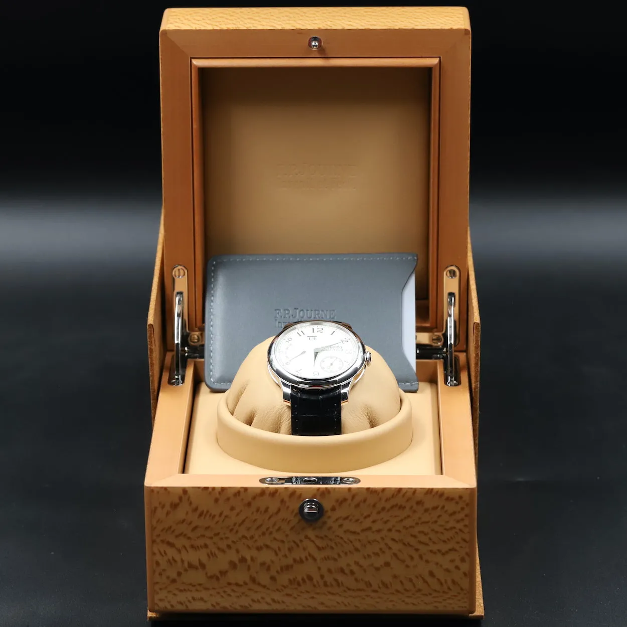 F.P. Journe<br>1300.3 Octa Automatic Reserve Platinum