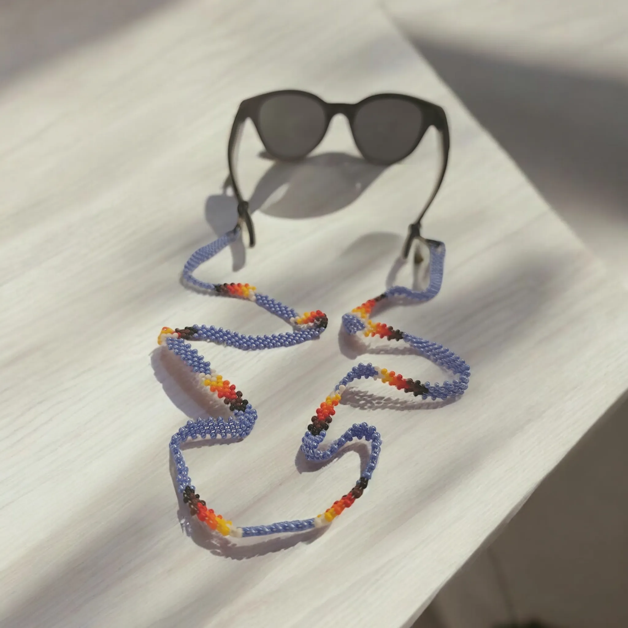 Handmade glasses  chain ( blue )