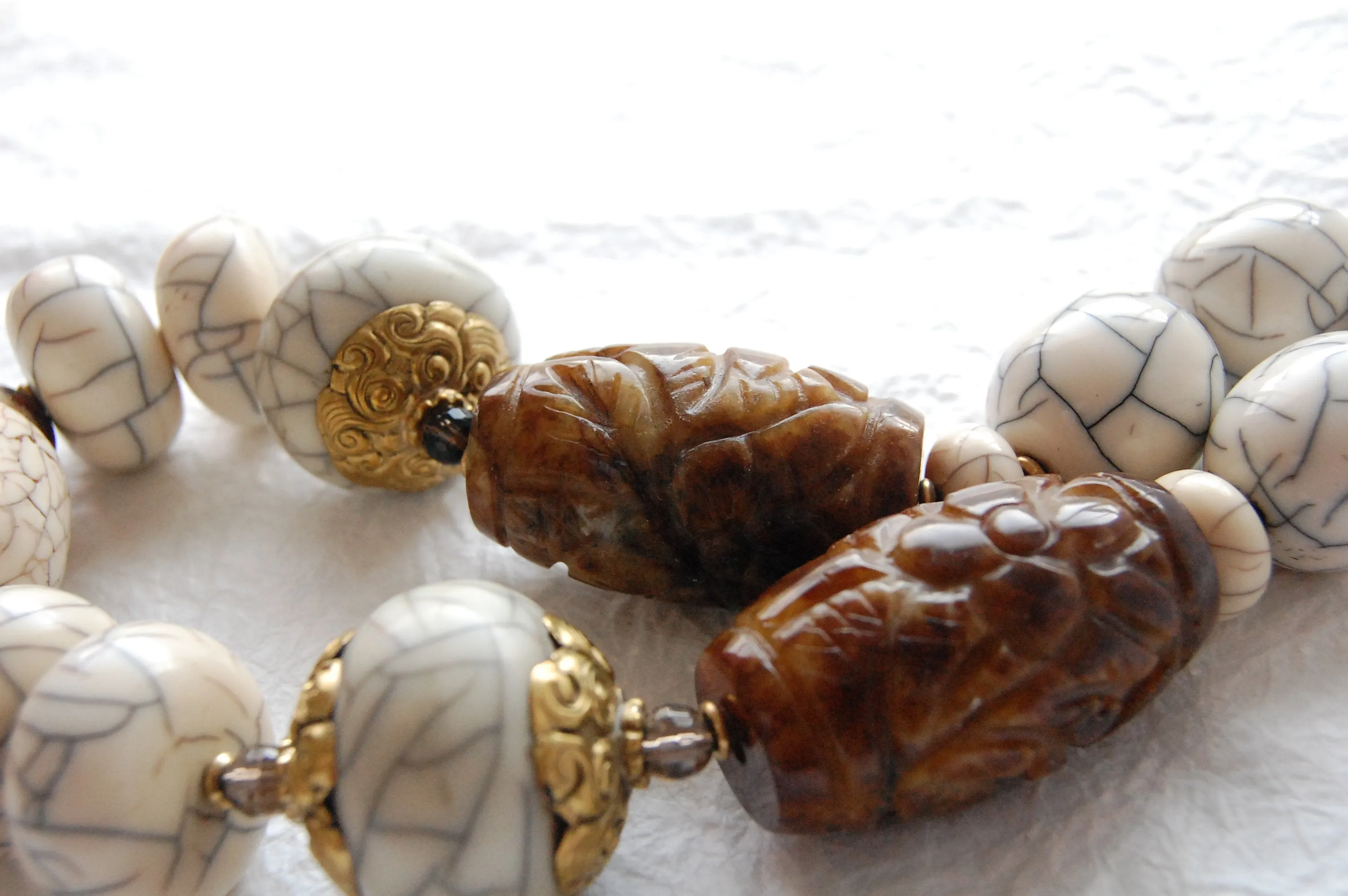 Large White Crackle Repousee Brass Capped Resin and Carved Flower Jade Chunky Bead Ethnic Necklace, NLO16101 Tigris