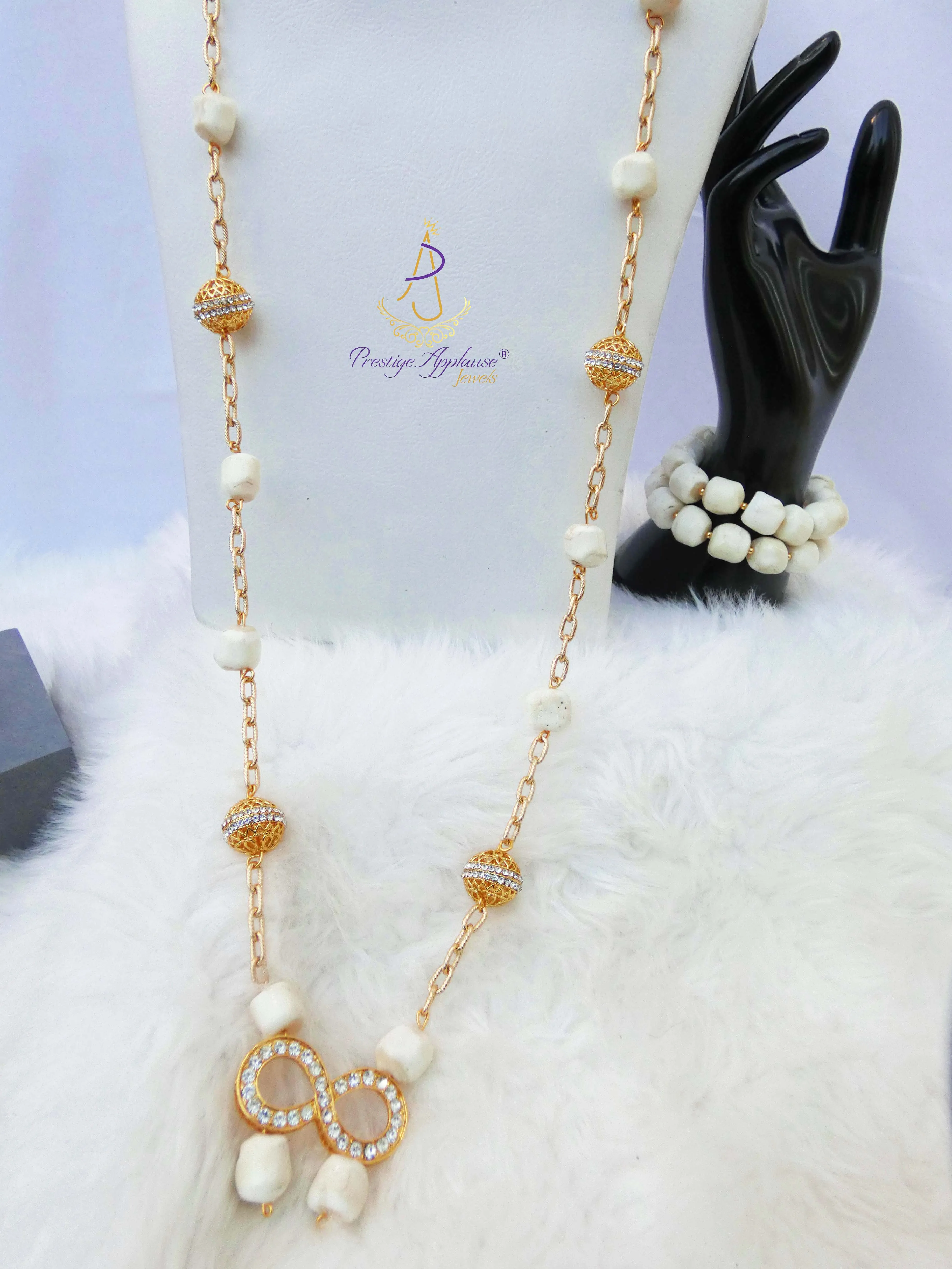 New Design White Authentic Traditional Coral Beads with Gold Plated Necklace Jewellery Set