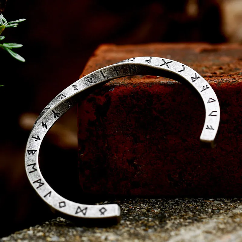 Nordic Viking-Inspired Stainless Steel Men's Retro Bracelet