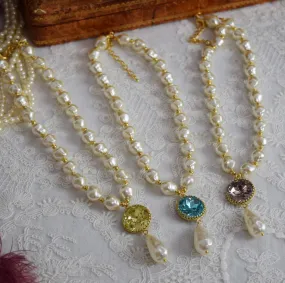 Renaissance Baroque Pearl and Pendant Necklace