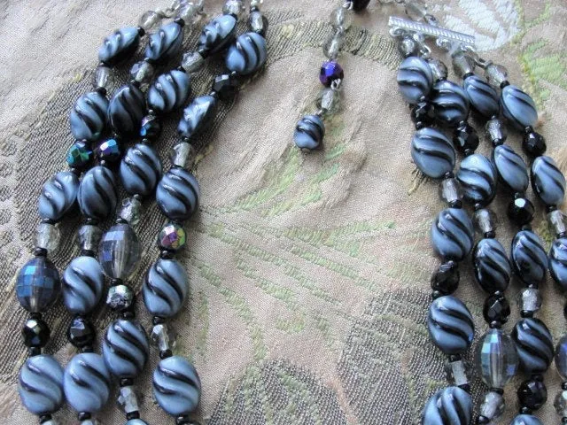 SPARKLING Grey Black Art Glass and Cut Crystal Bead Necklace Glittering High Quality 50s Multi Strand Necklace,Day Evening or Bridal Jewelry