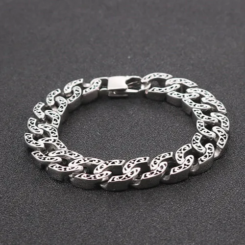 Titanium Steel Men's Bracelet with Fashionable Totem Design – Simple and Stylish Jewelry for Him