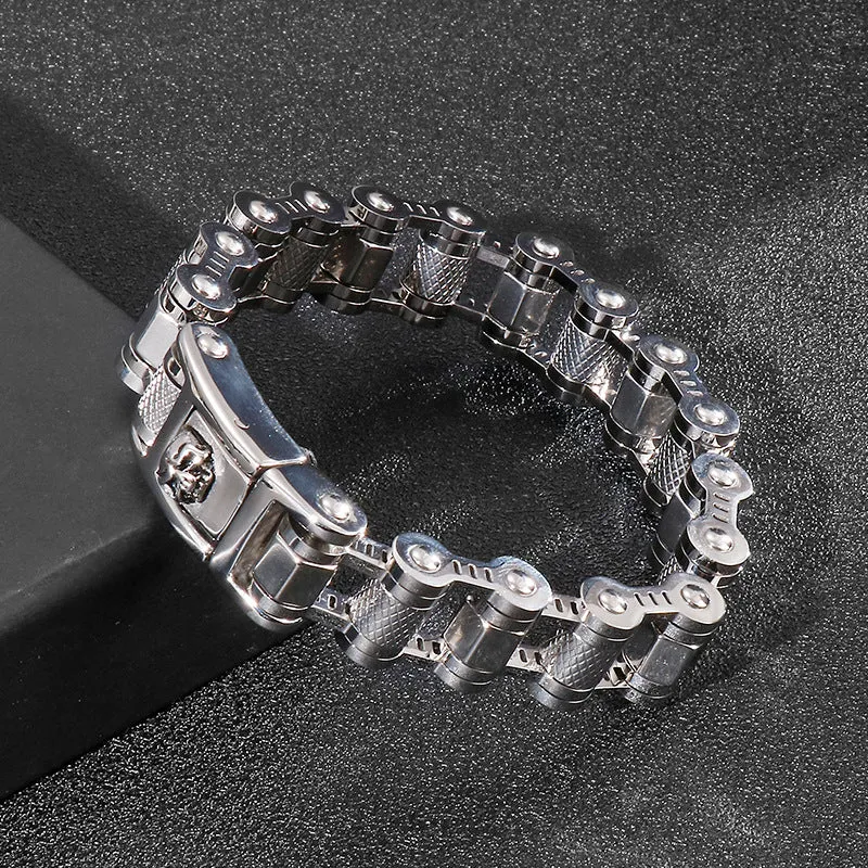 Trendy Skull Design Men's Bracelet with Bicycle Chain in Titanium Steel