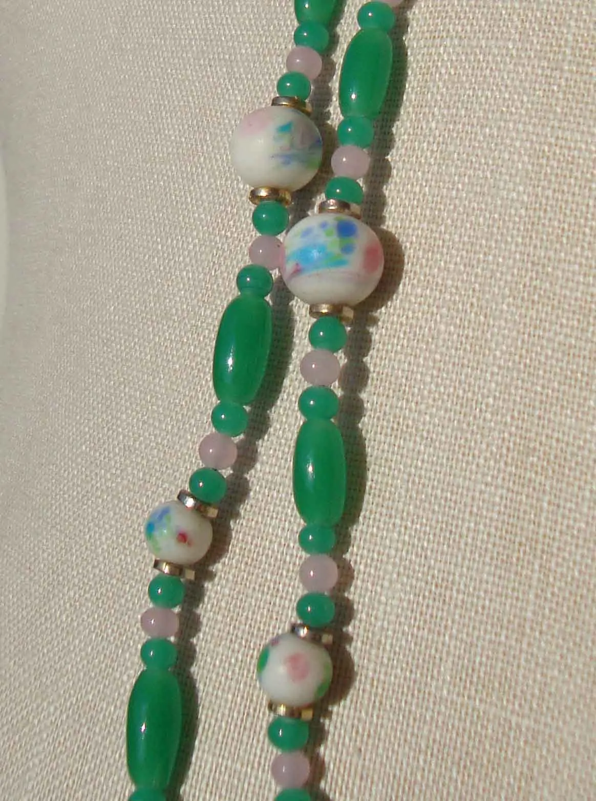 Vintage 60s Beaded Necklace Green Art Glass Japanese Millefiori